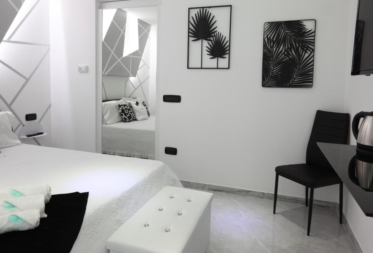 Isademar Bed and Breakfast Santa Teresa Gallura Exteriör bild